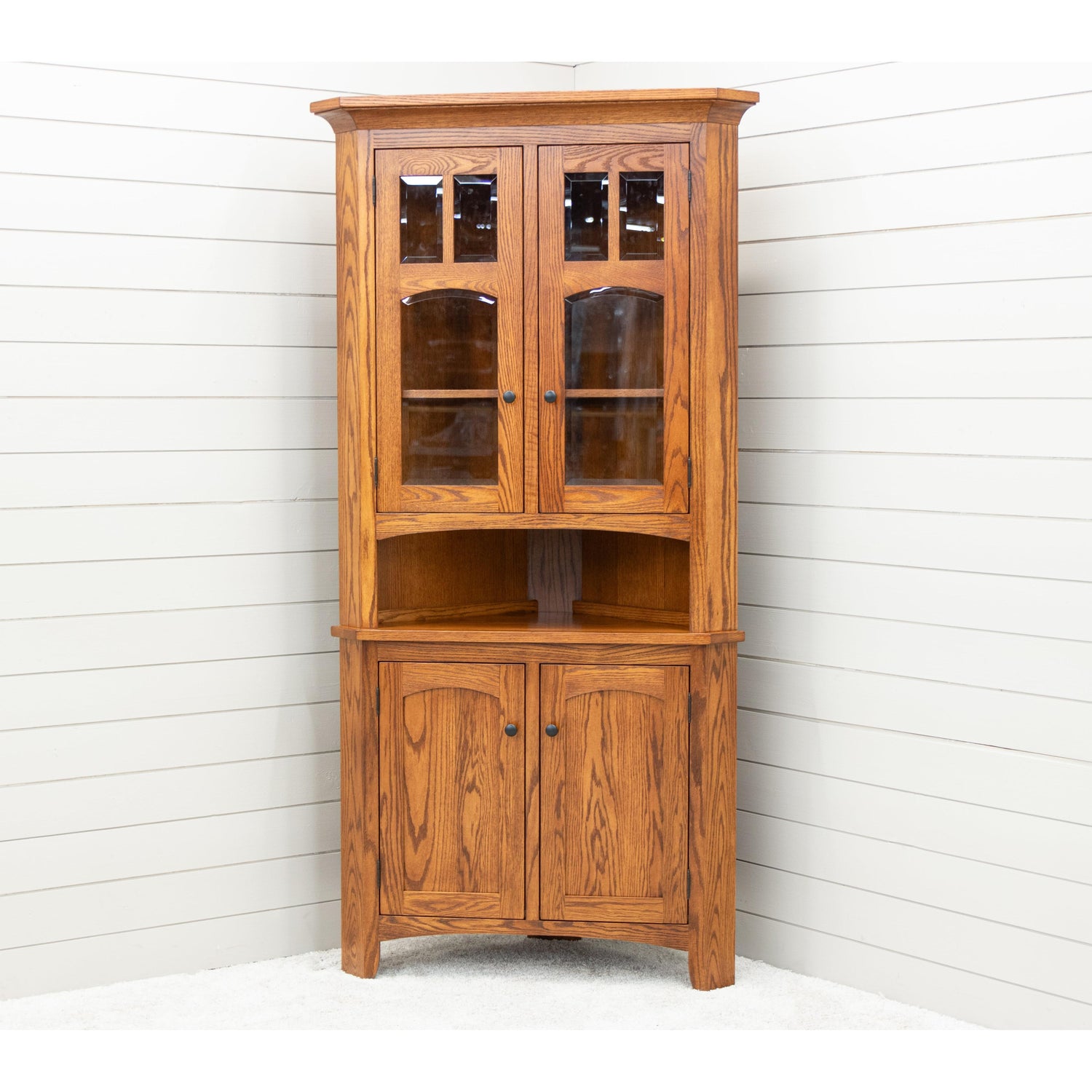 Biltmore Oak Wood Corner Hutch | MC