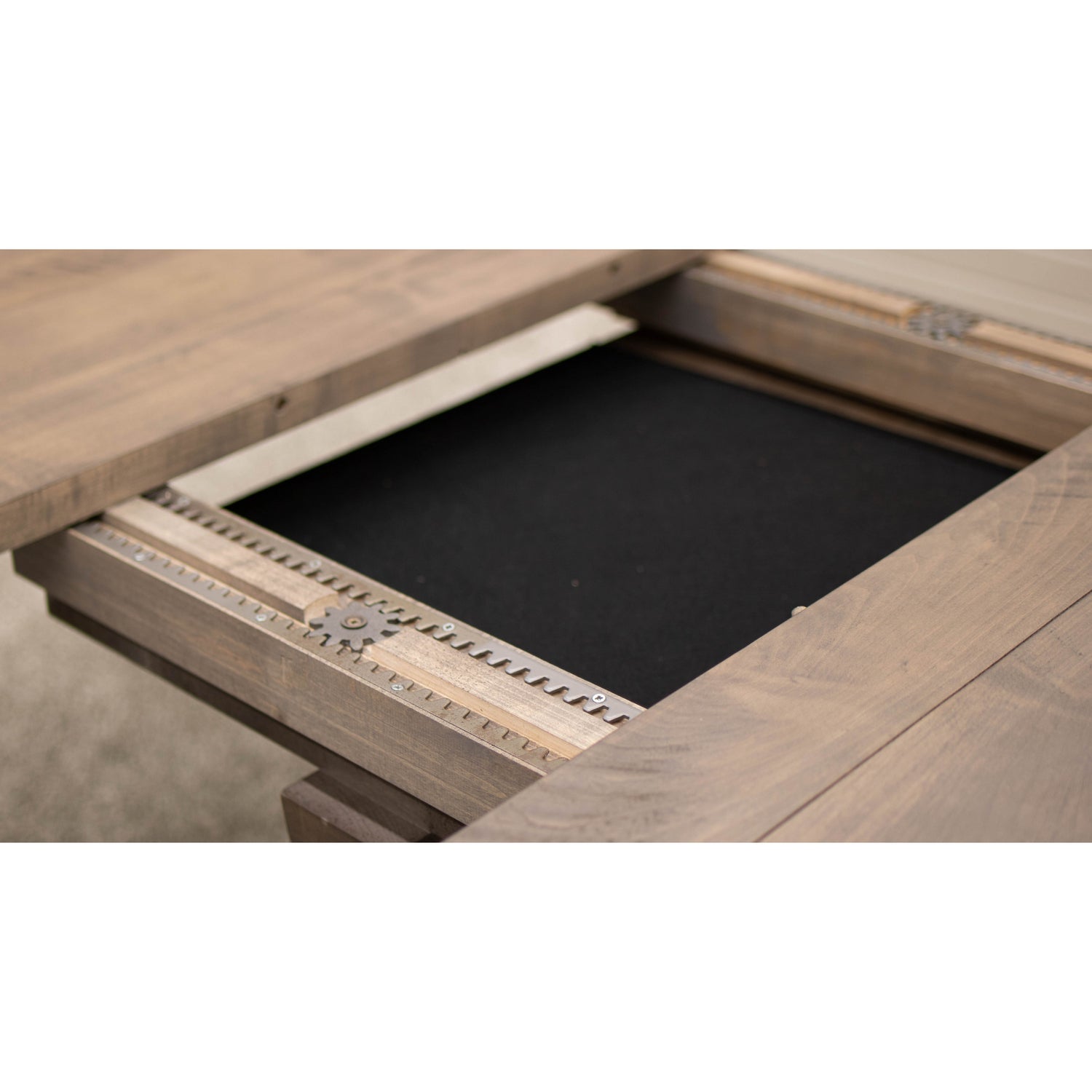 Alberta Maple Wood Round Extending Dining Table | DCD