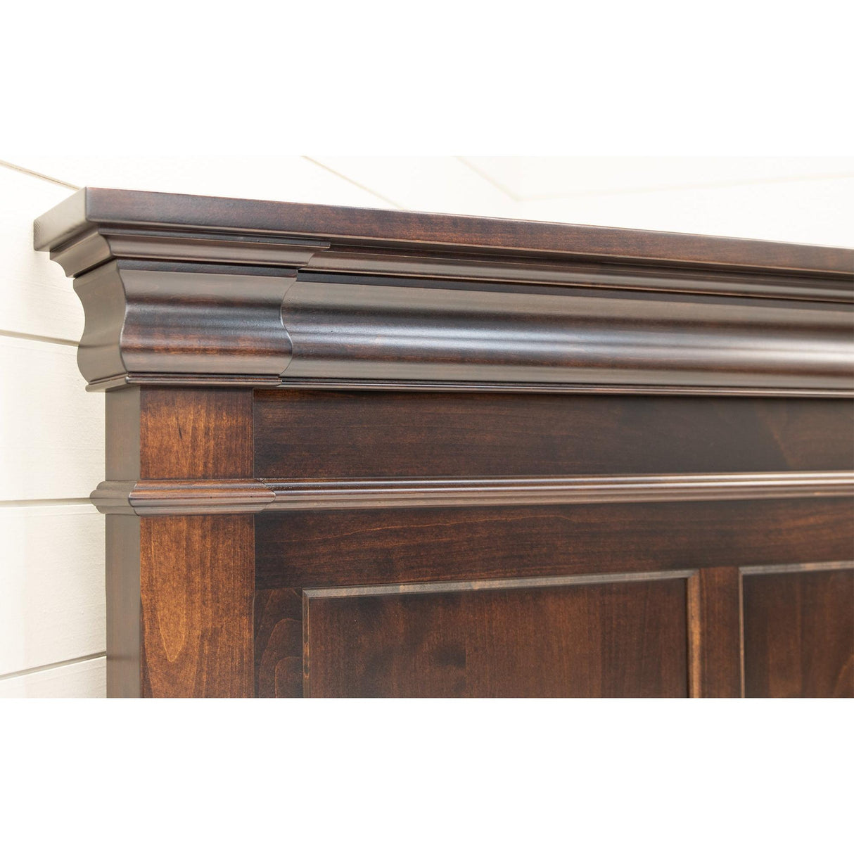 Belmont Queen Maple Wood Storage Platform Bed | RT