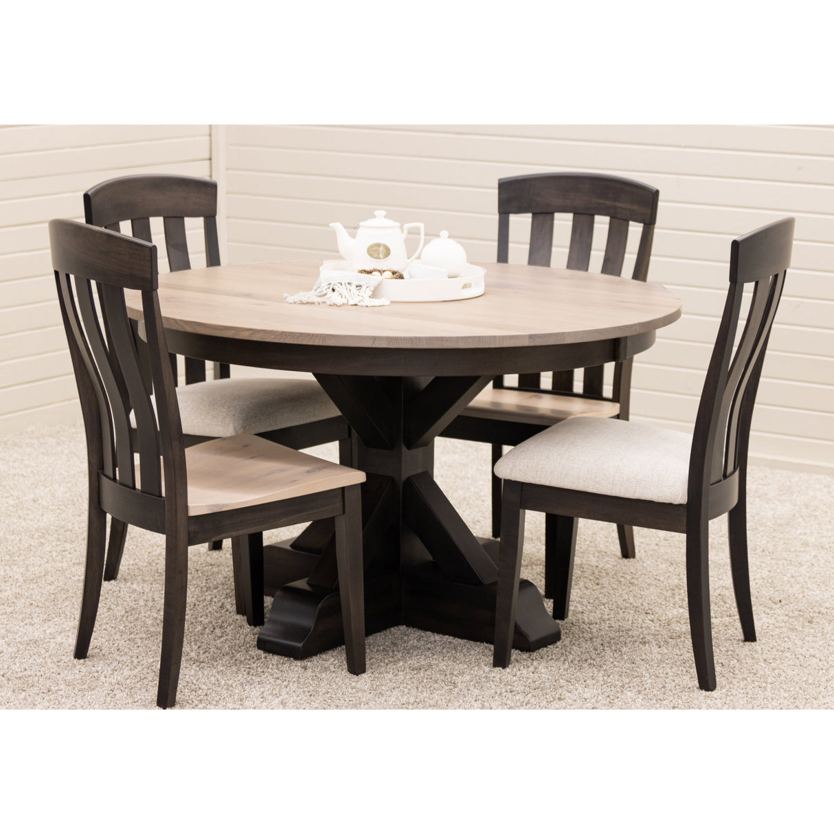 Farmhouse Round Black & Wood Extending Dining Table | M-DK&RWO-SW