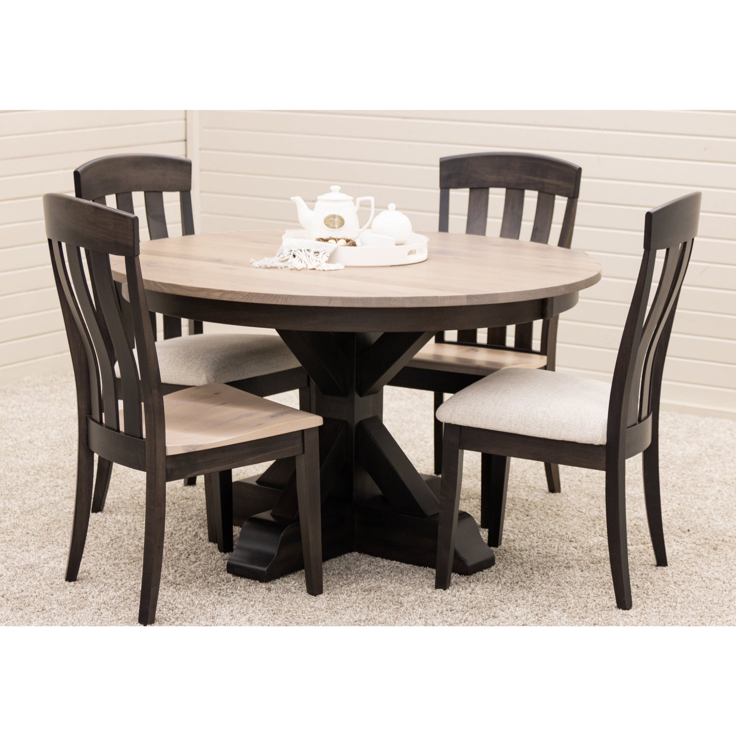 Farmhouse Round Black & Wood Extending Dining Table | M-DK&RWO-SW