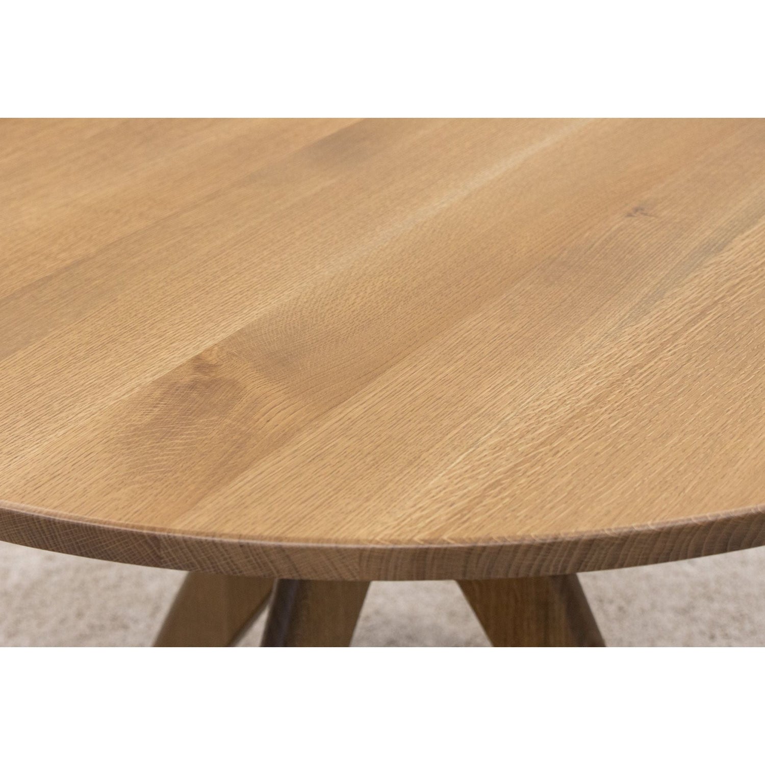 Mid-Century Modern White Oak Wood Round Dining Table | DS