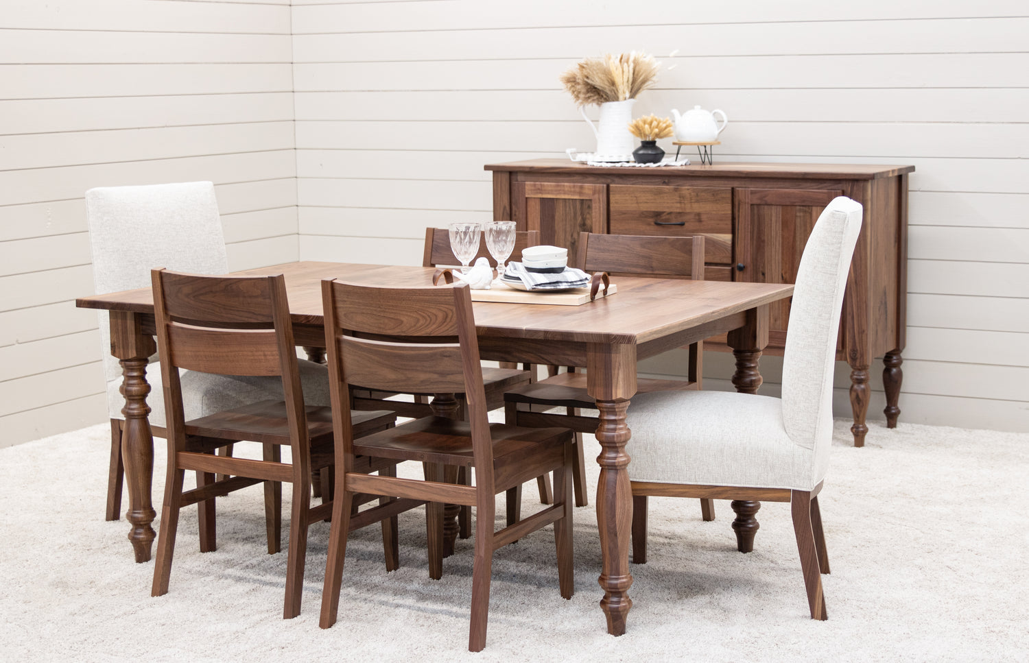 Modern Farm Leg Walnut Wood Extending Dining Table | NAT