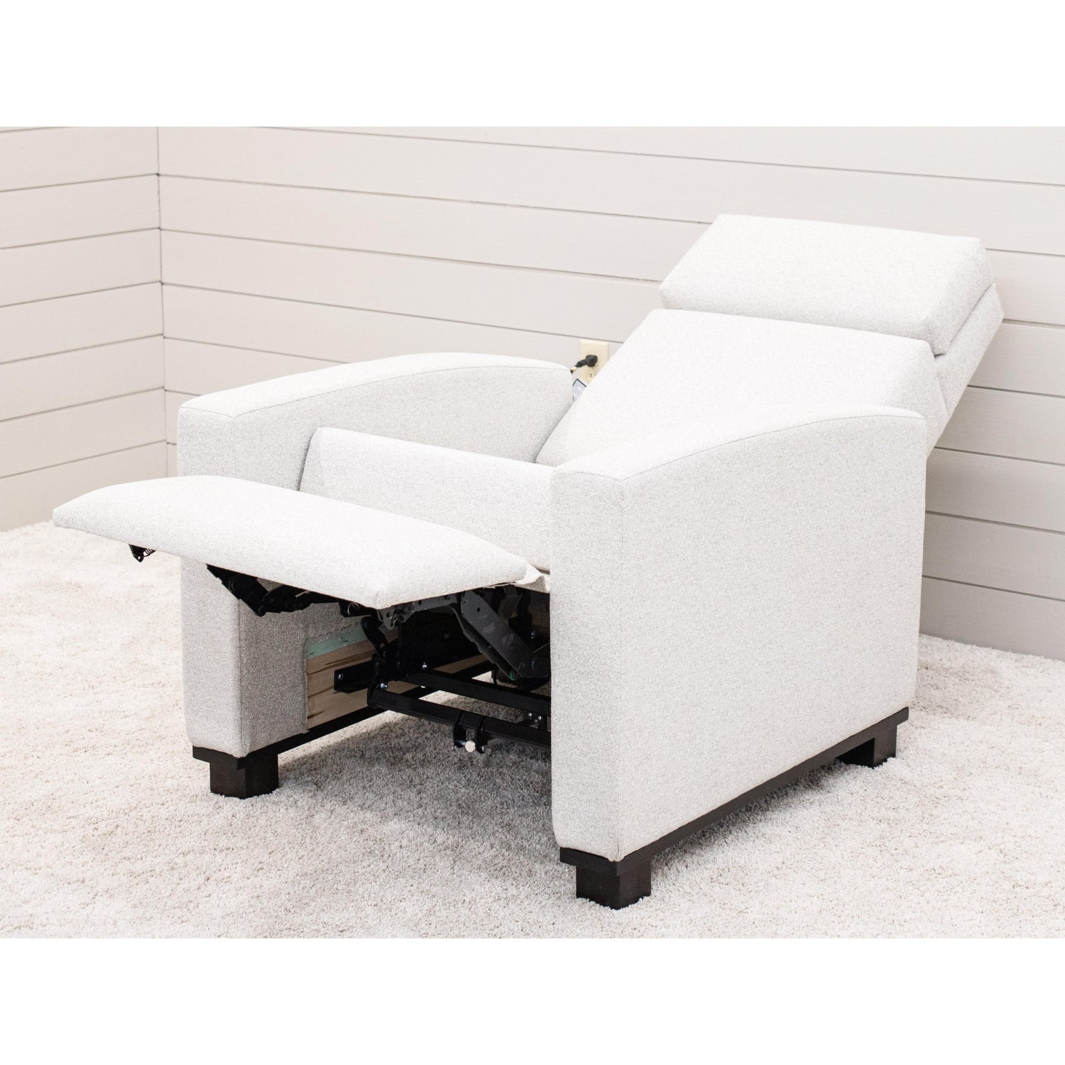 Modern Shaker Push Back Recliner
