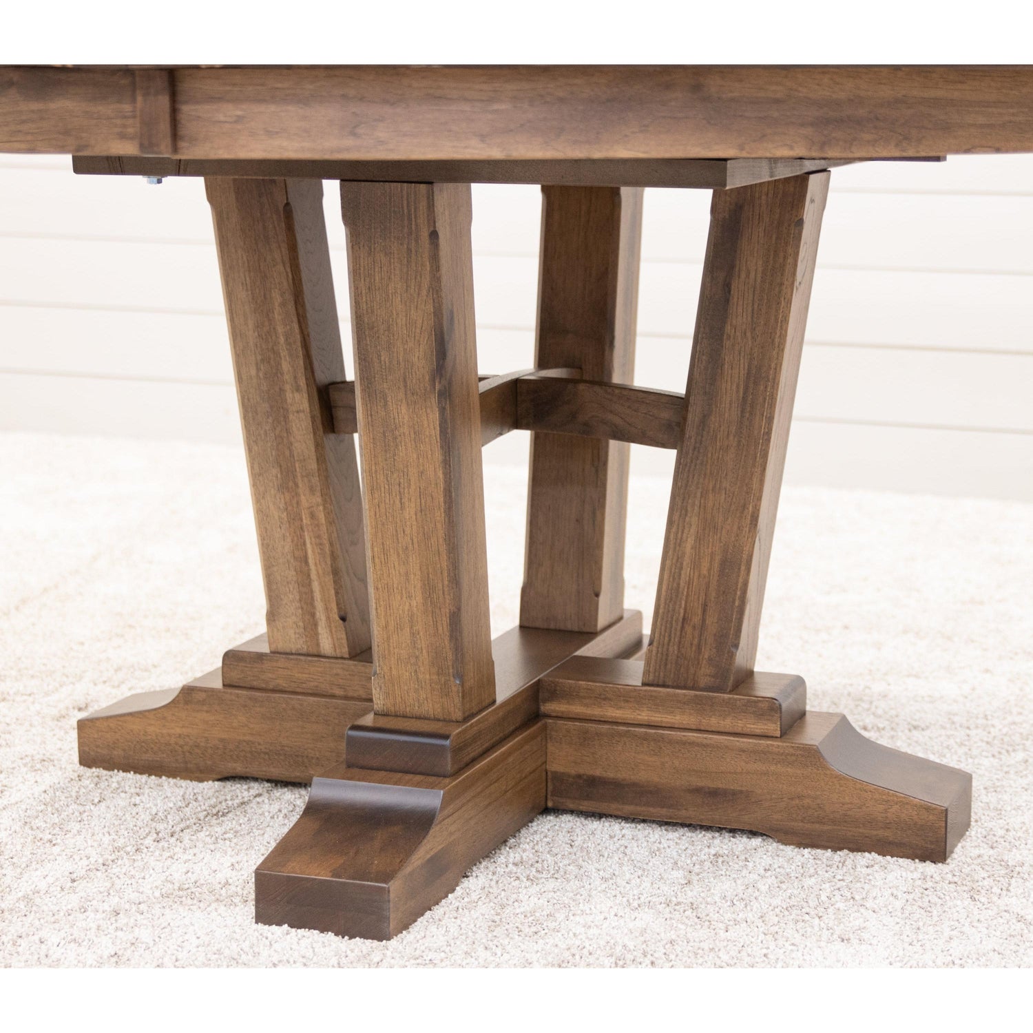 Alberta Hickory Wood Round Extending Dining Table | CO