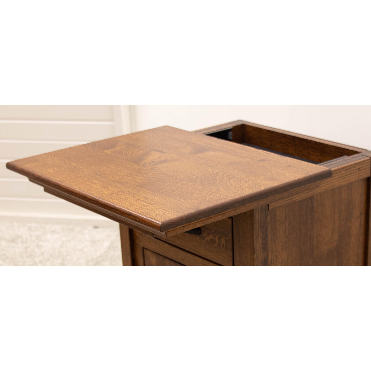 Roughsawn 3-Drawer Nightstand