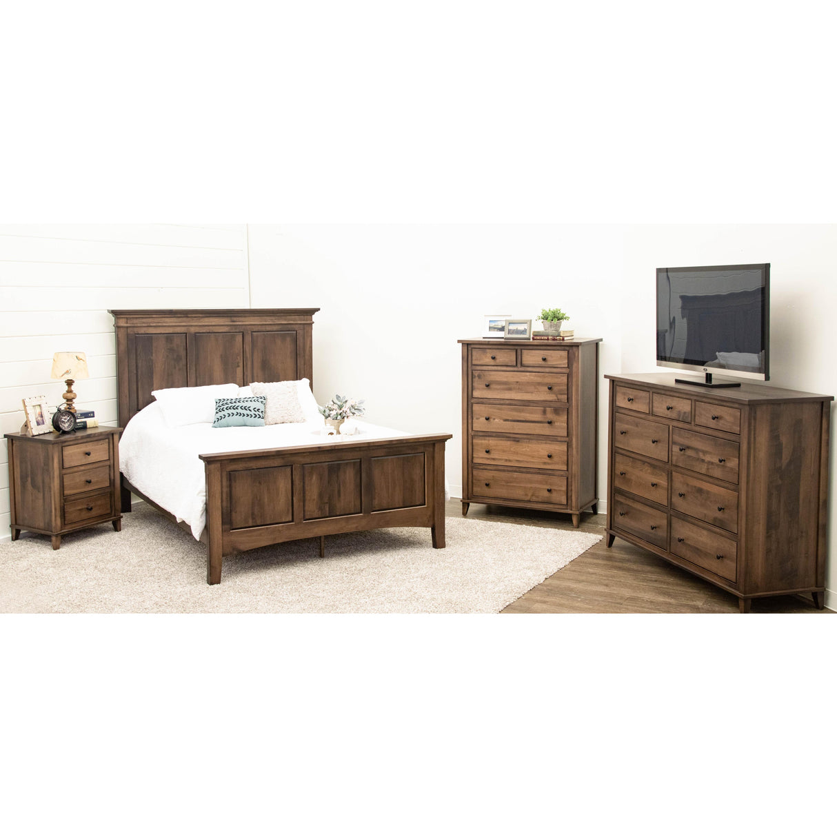 Denali Maple Wood 3-Drawer Nightstand | CO