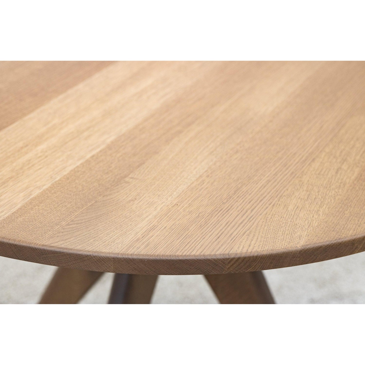 Mid-Century Modern White Oak Wood Round Dining Table | WB