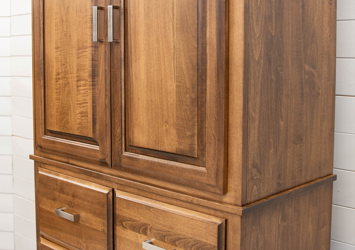 Miranda Armoire