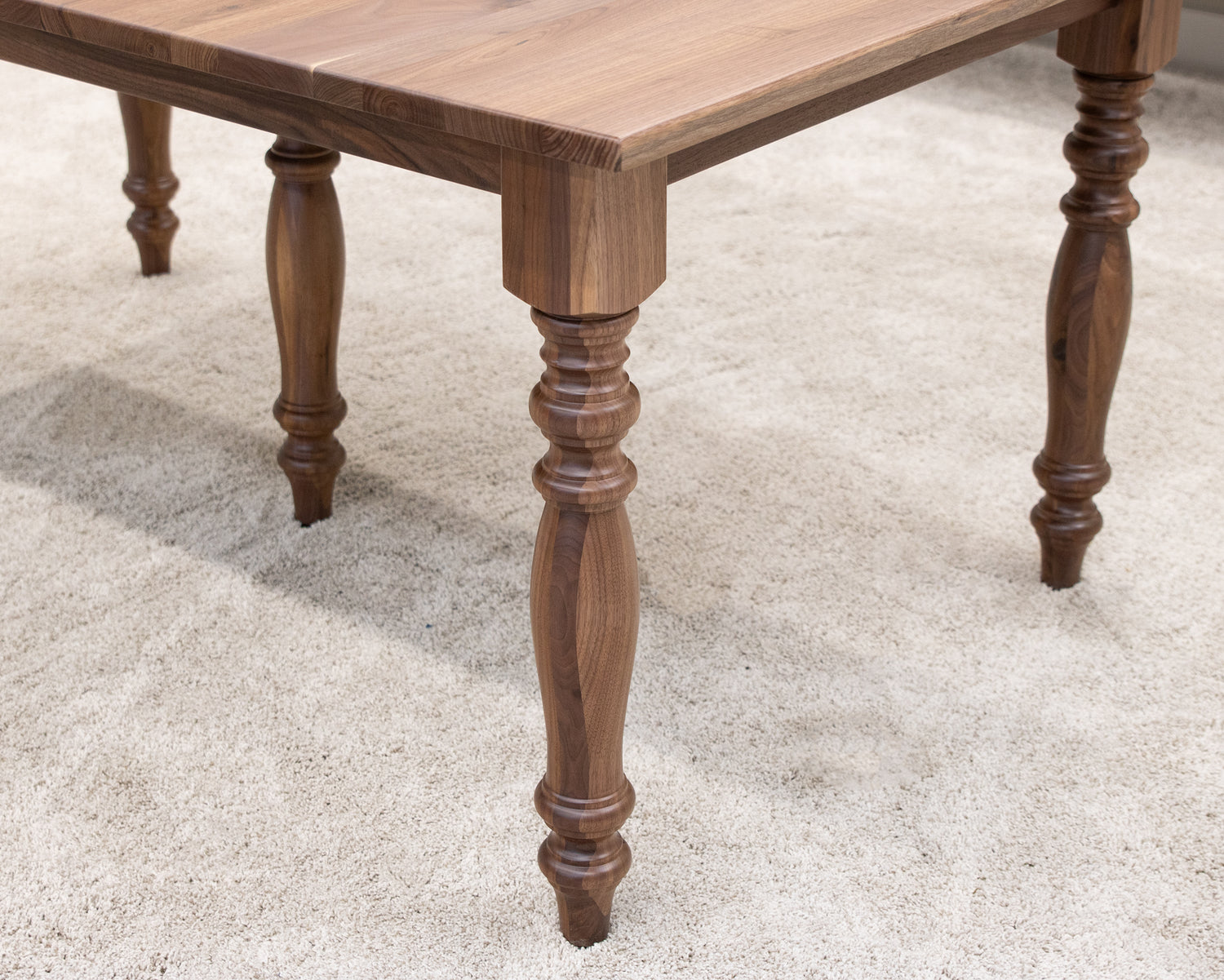 Modern Farm Leg Walnut Wood Extending Dining Table | NAT