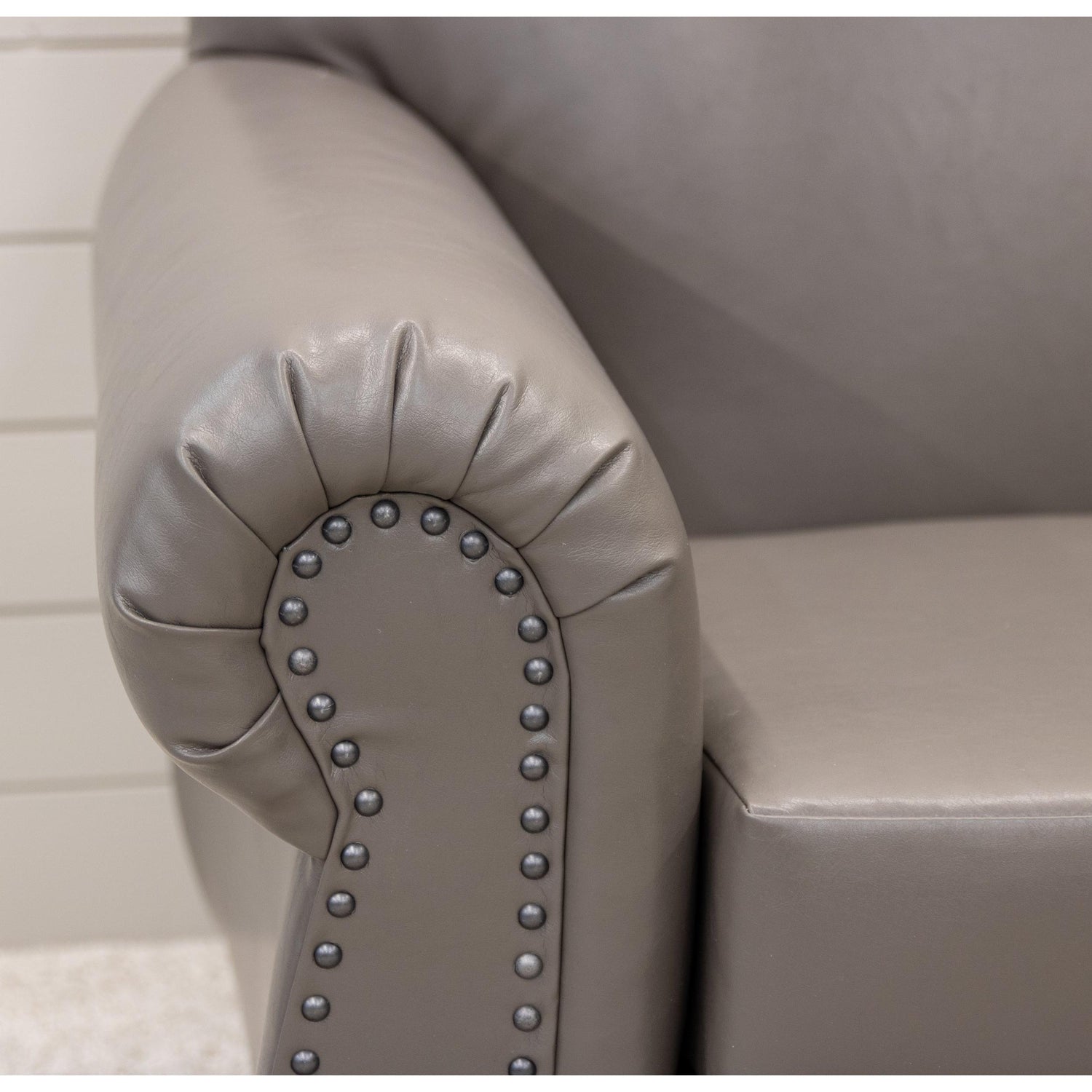 Wilmington Stationary Loveseat